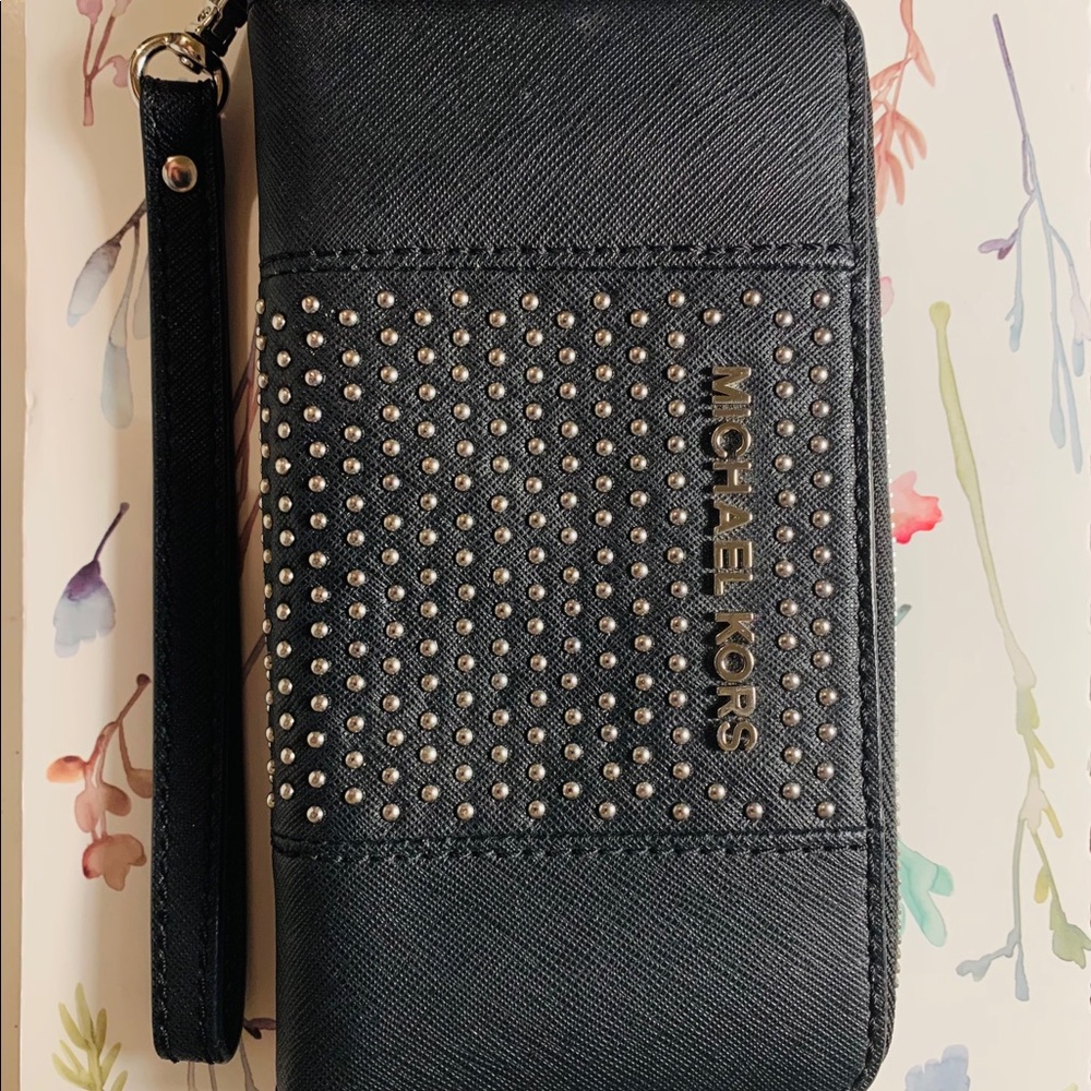 Michael Kors designer leather wristlet for women